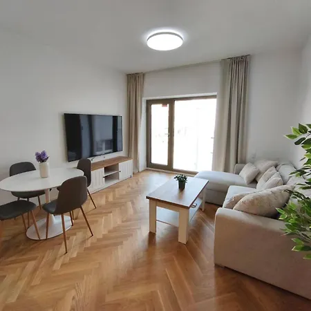 Apartamento Elegant In The Heart Of