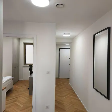 Elegant In The Heart Of Apartamento *